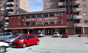 Centri per l’impiego siciliani senza computer