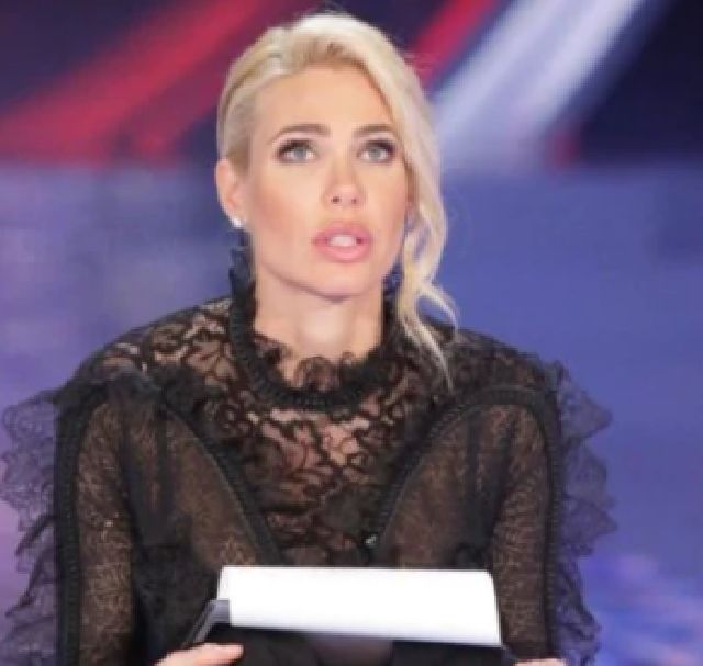 Ilary Blasi: “Deborah Iurato, e chi è?” Gelo in studio