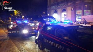 Furti seriali con 'spaccata', fermati due giovani a Siracusa