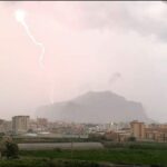 Riprogrammati decolli e atterraggi a Palermo e Trapani