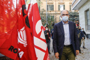 Green pass: Pd presenta mozione per scioglimento Fn