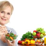 Dieta in menopausa: cosa mangiare per perdere peso