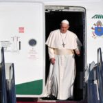 Anche Papa Francesco lascia Alitalia e passa a Ita