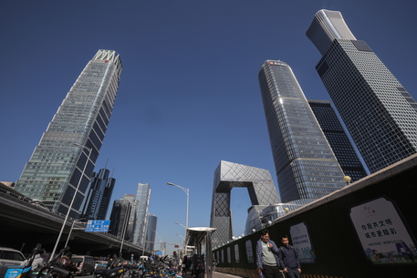 Cina: + 4,9% Pil terzo trimestre, frena ai minimi 12 mesi