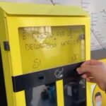 Cicche di sigarette per votare il sondaggio del giorno VIDEO