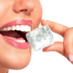 Mangiare ghiaccio fa dimagrire? la nutrizionista ci spiega che cosa non va