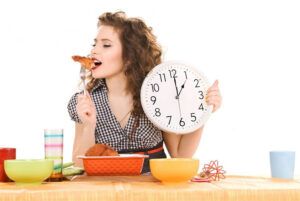 Dieta del digiuno serale: il menù per perdere peso