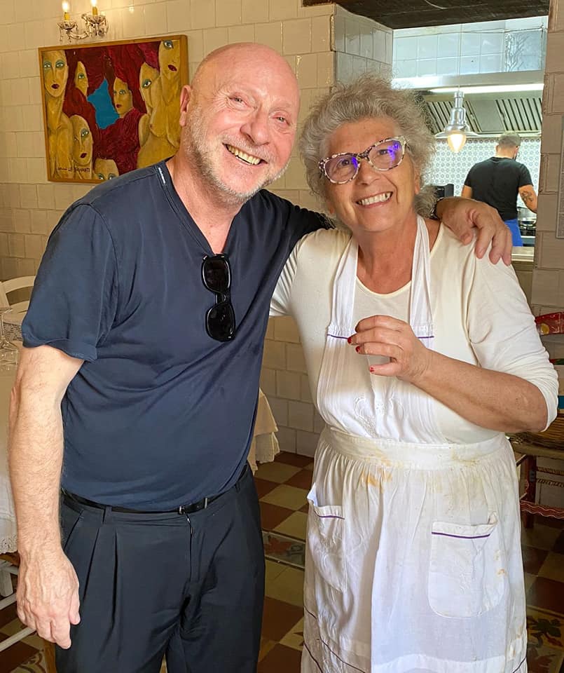 Domenico Dolce, di Dolce & Gabbana, a pranzo a Marzamemi