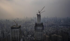 Evergrande, +4% a Hong Kong, controllata NEV a +17%