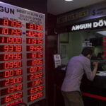Turchia: crollo lira dopo l'espulsione degli ambasciatori