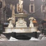 Alluvione a Catania, pompieri con mezzi anfibi, soccorsi in canoa