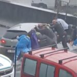 Alluvione Catania, uomo finisce sotto un'auto, panico