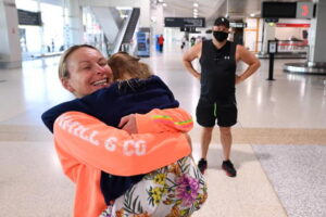 Australia revoca il divieto di viaggio all'estero