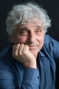 Libri: a Gino Pantaleone Premio Navarro per Servi disobbedienti