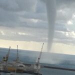 Il battesimo non ha nulla a che vedere col prossimo tornado che spazzerà l'Isola