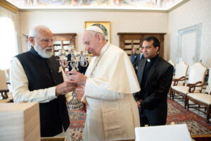 Il premier indiano Modi ha invitato il Papa in India