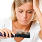 Dieta contro la caduta dei capelli: cosa mangiare?