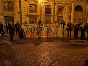 Ddl Zan: sit in Palermo Pride che contesta Scalfarotto