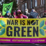 Cop26: marcia ecologisti a Glasgow contro l'industria militare