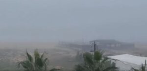 Mare e nebbia si fondono a Pozzallo VIDEO
