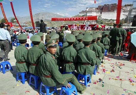 Cina: copia portaerei Usa obiettivo in esercitazioni