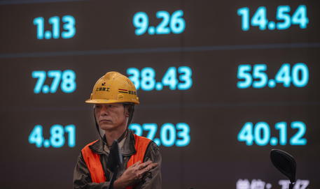 Borsa: Shanghai apre a +0,24%, Shenzhen a +0,20%