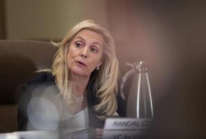 Fed: Powell ha una rivale, Brainard in corsa per presidenza