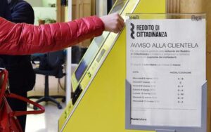 Manovra:fonti,decalage Reddito se rifiuto 1 offerta lavoro++