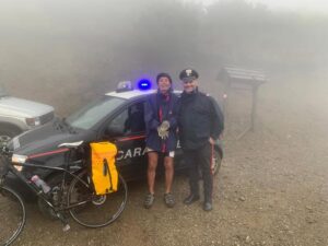 Da Como a Ragusa in bici, ciclista per l'orientamento
