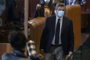 Calenda lascia gli S&D, 'oggi chiederò ingresso in Renew'