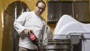 Ciccio Sultano sforna "Stellato", il panettone all’amaro