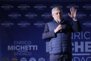 Covid: Tajani, se serve prolungare stato di emergenza