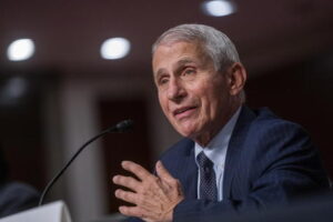 Covid: Fauci, la fine della crisi globale è ancora lontana