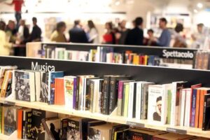 A Milano si leggono più libri che nel resto d'Italia