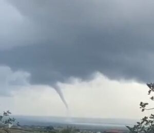 Tromba marina a Pozzallo VIDEO