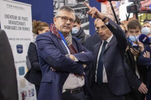 Francia: odio razziale, al via il processo a Eric Zemmour