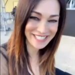 Manuela Arcuri tifa per il folle Carapezza: «Mi piacciono i matti» VIDEO