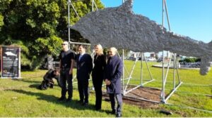 Arte:in piazza Catania scultura Alba dei tempi di Vascellari