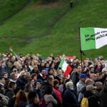 Green pass: in tremila a sit-in Roma, senza mascherine