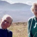 Gb: regina festeggia primo anniversario di nozze senza Filippo