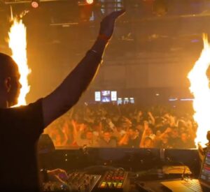 Sicilia a tutta disco, il Covid balla coi giovani VIDEO