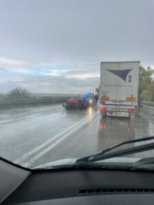 Incidente nella zona industriale di Pozzallo, ferito grave