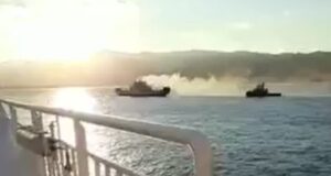 Principio d'incendio sul traghetto, passeggeri evacuati VIDEO