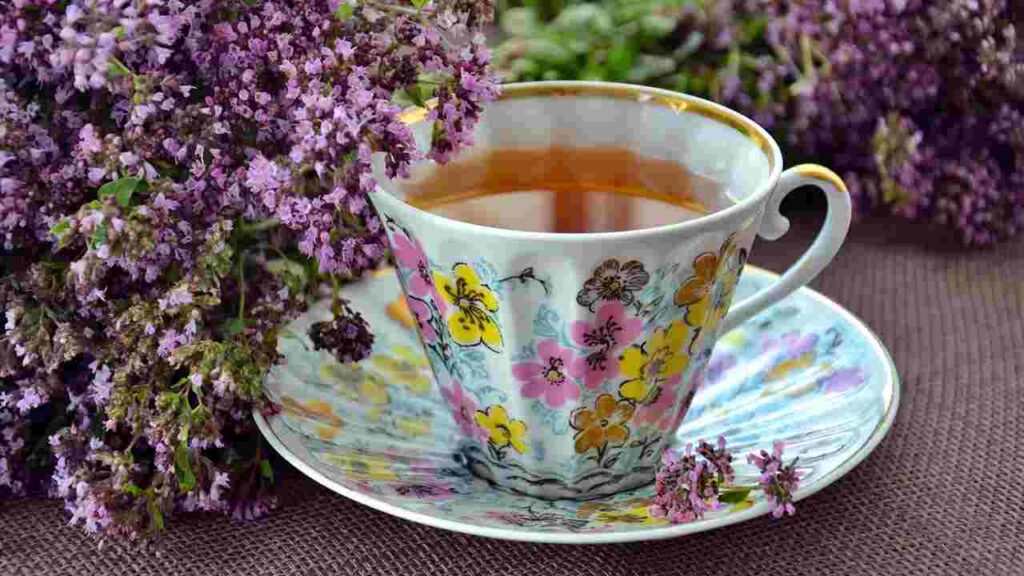 Tisane fai da te per aiutare il sonno e depurare l&rsquo;organismo