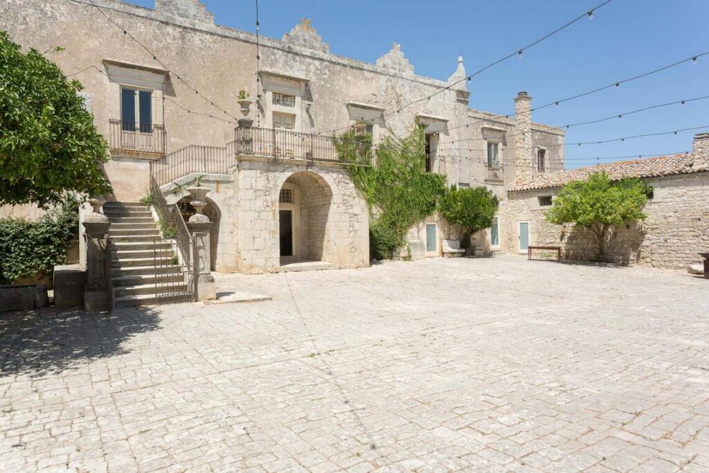 Modica, Torre Palazzelle non &egrave; in vendita