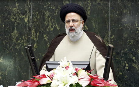 Nucleare: presidente Iran, via le sanzioni subito