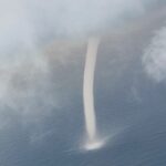 Le FOTO della tromba d'aria ripresa sul volo Ryanair Roma-Palermo