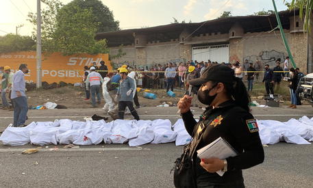 Messico: almeno 53 i migranti morti in incidente stradale