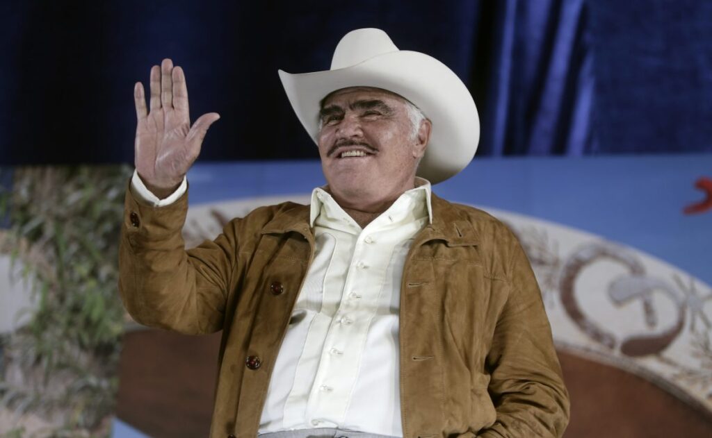 Musica messicana in lutto, &egrave; morto Vicente Fern&aacute;ndez