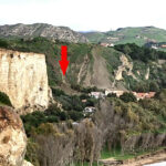 La collina di Eraclea Minoa crolla sulle case FOTO VIDEO